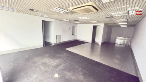 Escritório para Arrendamento em Alvalade