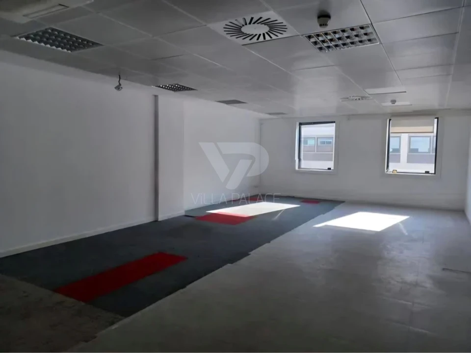 Escritório para Venda em Santo António Foto 15