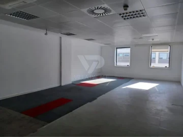 Escritório para Venda em Santo António