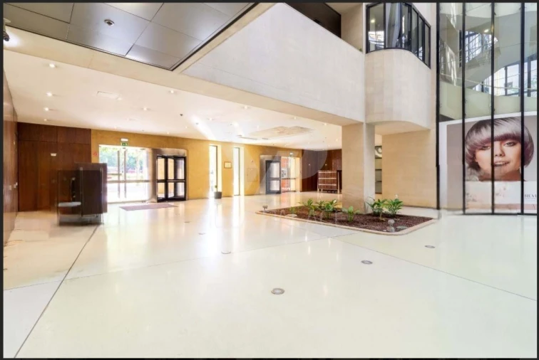 Escritório para Venda em Santo António Foto 3