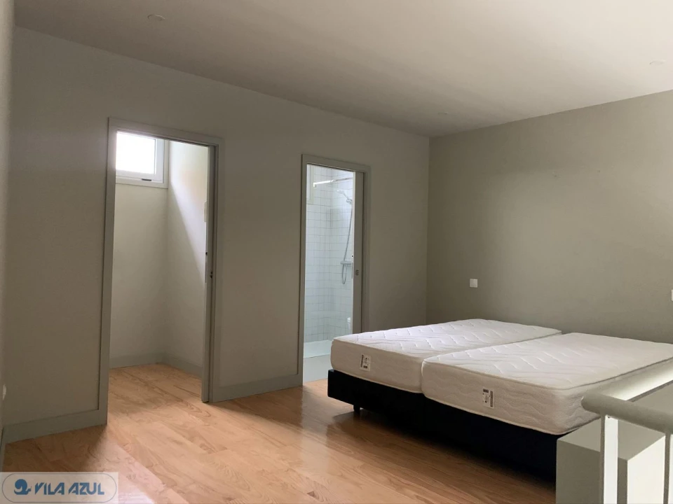 Apartamento T1 para Arrendamento em Lordelo do Ouro e Massarelos Foto 1