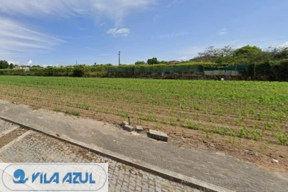 Terreno para Venda em Guilhabreu