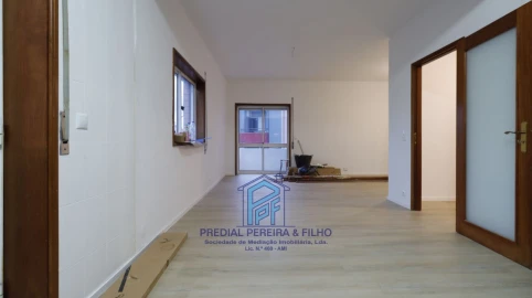 Apartamento T2 para Venda em Baguim do Monte (Rio Tinto)
