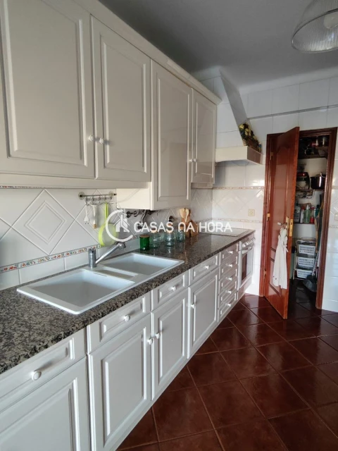 Apartamento T3 para Arrendamento em Setubal (São Sebastião)