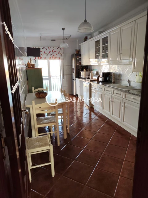 Apartamento T3 para Arrendamento em Setubal (São Sebastião)