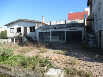 Moradia T6 para Venda em Valença, Cristelo Covo e Arão