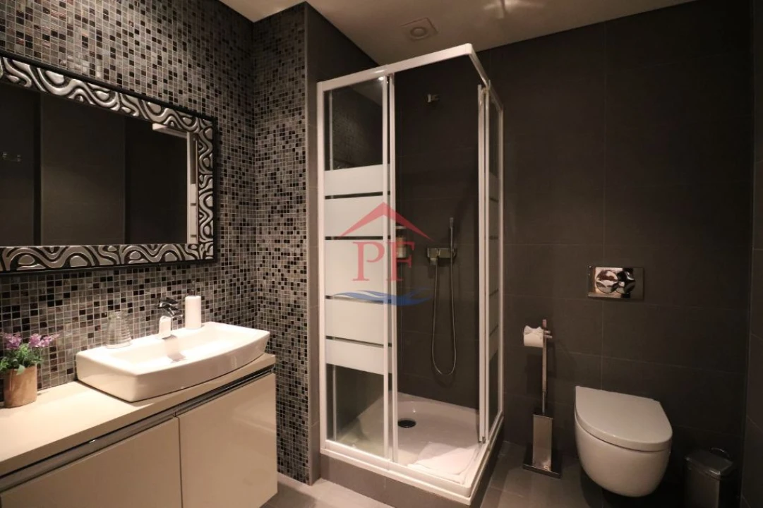 Apartamento T2 para Venda em Funchal (São Pedro) Foto 14