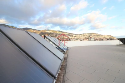 Apartamento T2 para Venda em Funchal (São Pedro)