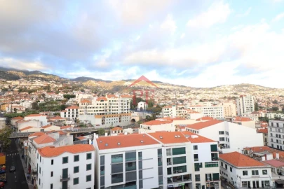 Apartamento T2 para Venda em Funchal (São Pedro)