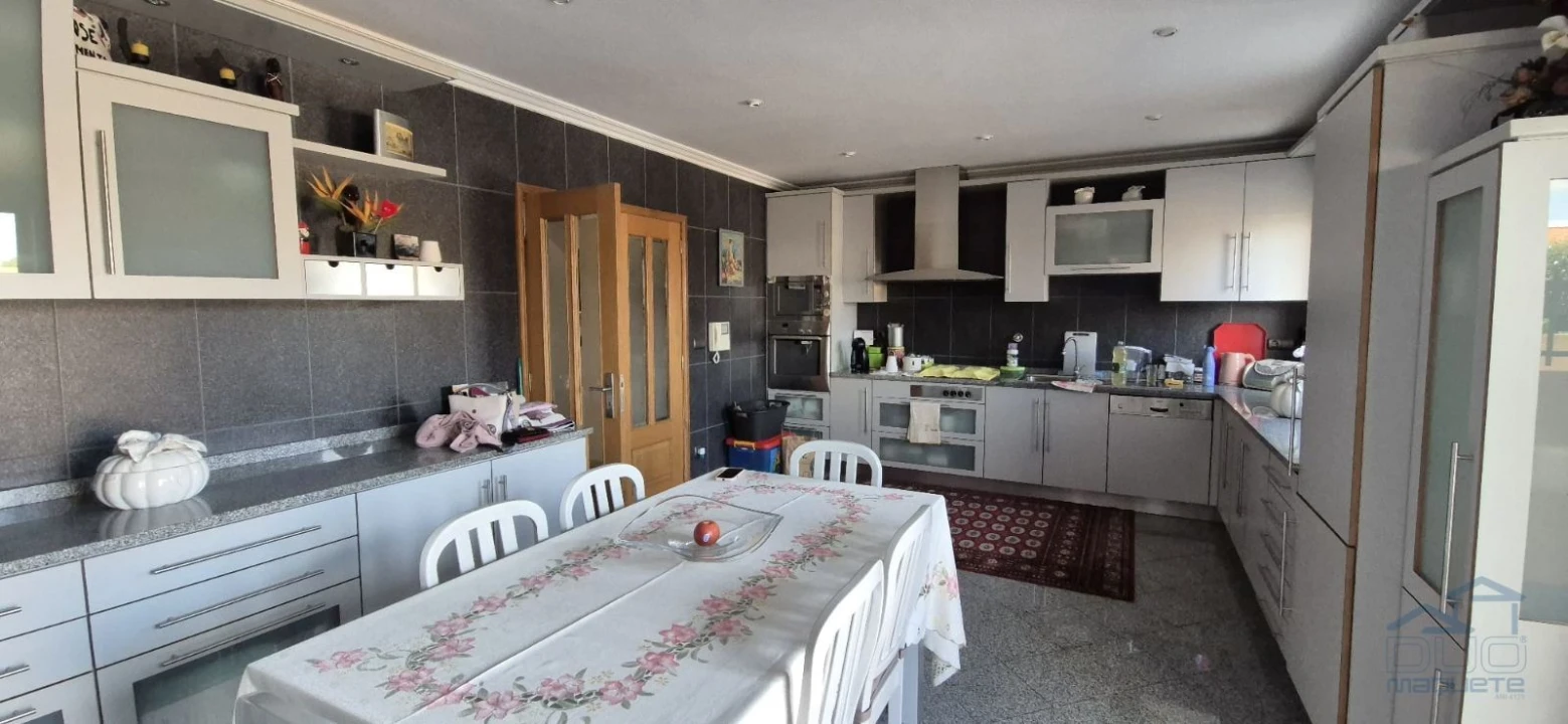 Moradia T3 para Venda em Custóias, Leça do Balio e Guifões Foto 10