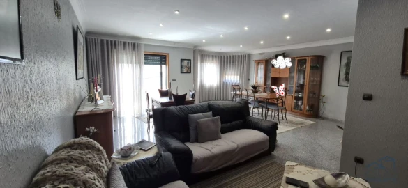 Moradia T3 para Venda em Custóias, Leça do Balio e Guifões