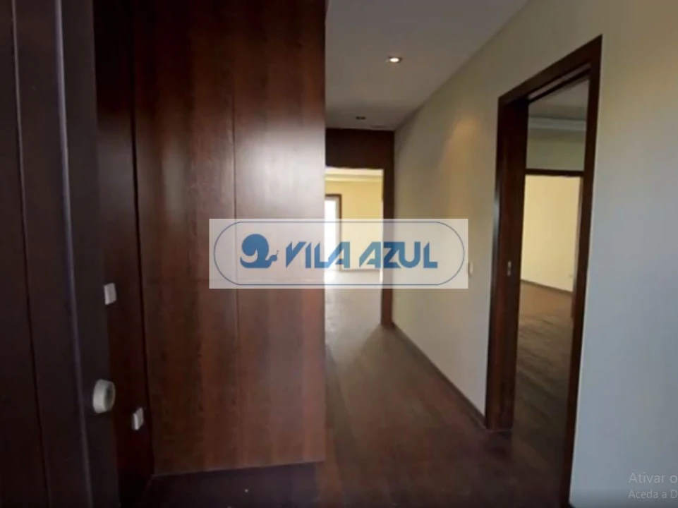 Moradia T4 para Venda em Mafamude e Vilar do Paraíso Foto 9