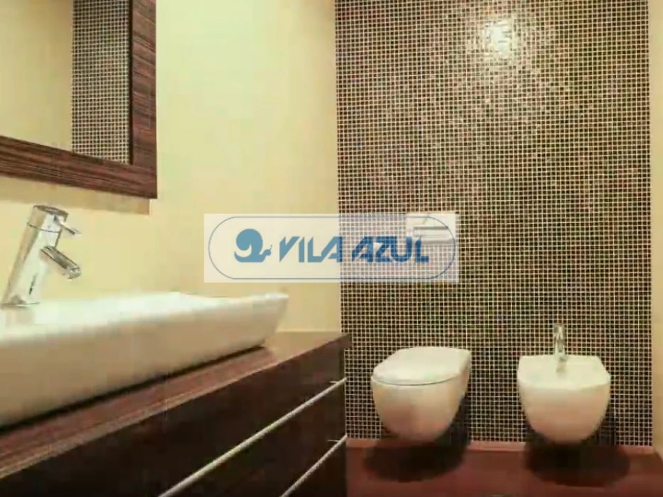 Moradia T4 para Venda em Mafamude e Vilar do Paraíso Foto 16