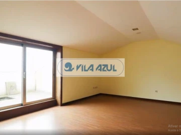 Moradia T4 para Venda em Mafamude e Vilar do Paraíso