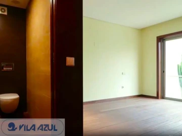 Moradia T4 para Venda em Mafamude e Vilar do Paraíso