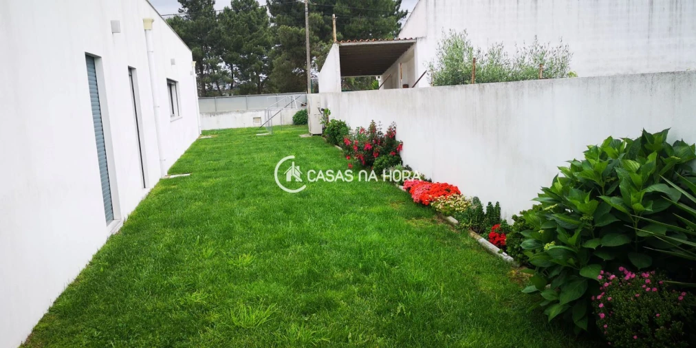 Moradia T3 para Venda em Quinta do Anjo Foto 4