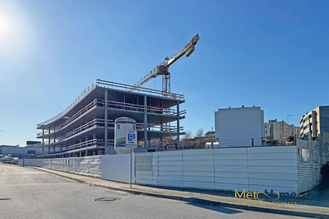 Apartamento T1 para Venda em Rio Tinto Foto 12