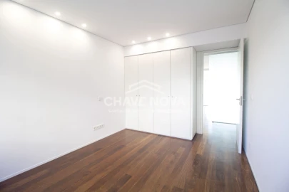 Apartamento T4 para Venda em Custóias, Leça do Balio e Guifões