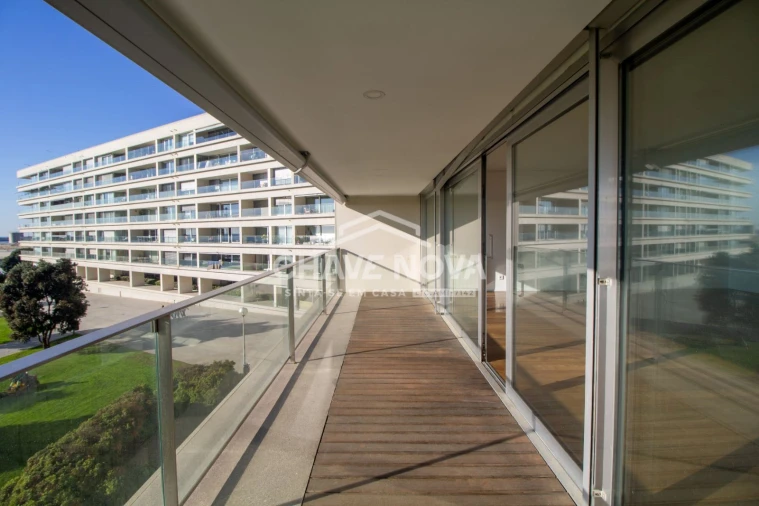 Apartamento T4 para Venda em Custóias, Leça do Balio e Guifões Foto 3