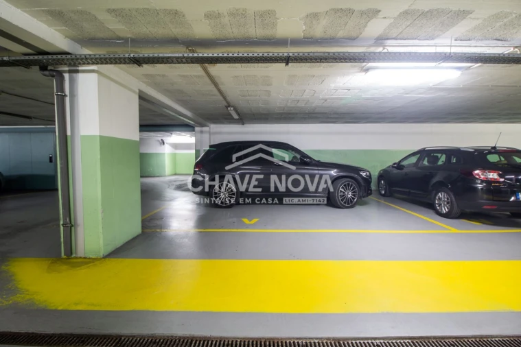 Apartamento T4 para Venda em Custóias, Leça do Balio e Guifões Foto 23