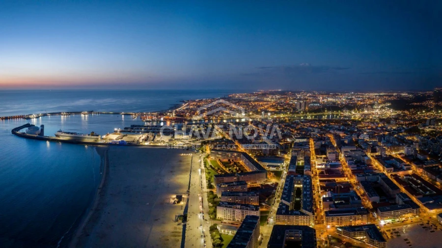 Apartamento T3 para Venda em Custóias, Leça do Balio e Guifões Foto 18