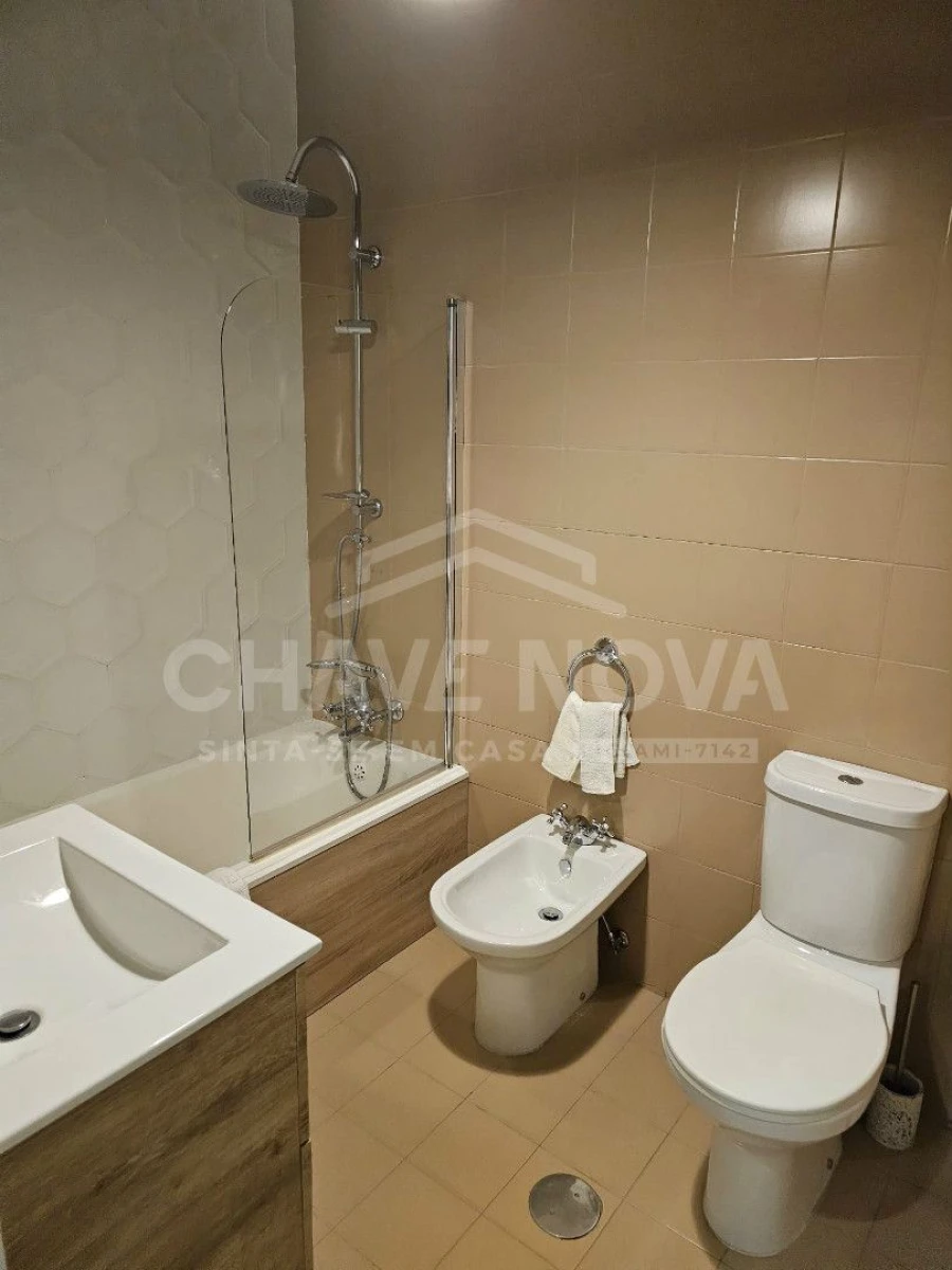 Apartamento T1 para Venda em Custóias, Leça do Balio e Guifões Foto 11