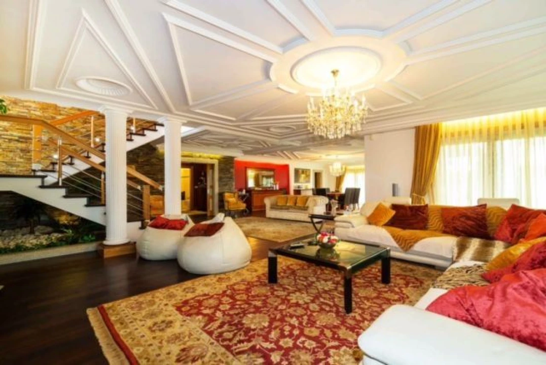 Moradia T6 para Venda em Antas Foto 1