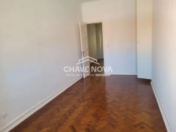 Apartamento T3 para Arrendamento em Santo António