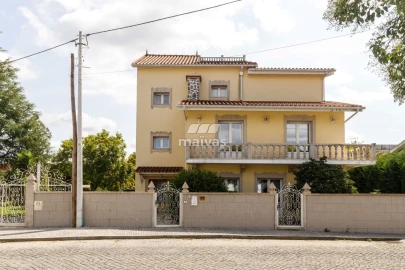 Moradia T5 para Venda em Merelim (São Paio), Panoias e Parada de Tibães