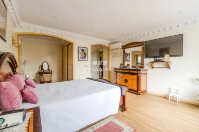 Moradia T5 para Venda em Merelim (São Paio), Panoias e Parada de Tibães