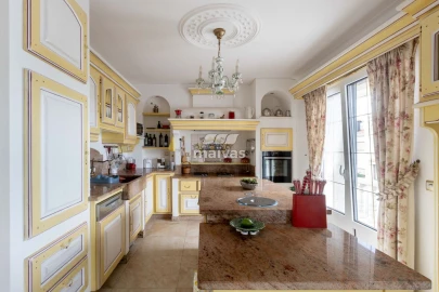 Moradia T5 para Venda em Merelim (São Paio), Panoias e Parada de Tibães