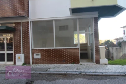 Loja para Arrendamento em Leiria, Pousos, Barreira e Cortes