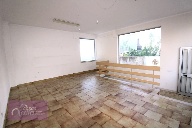 Loja para Arrendamento em Leiria, Pousos, Barreira e Cortes Foto 3