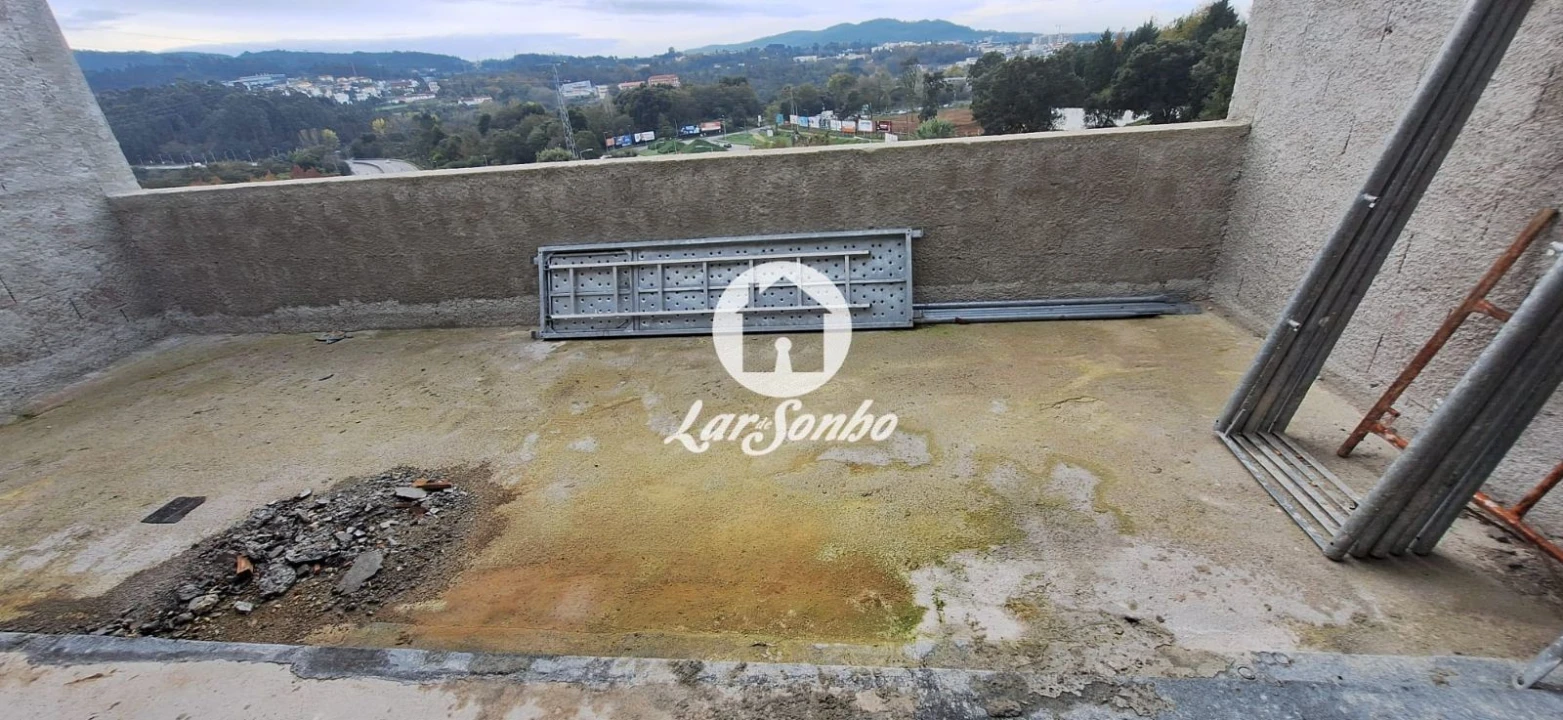 Apartamento T2 para Venda em Arcozelo Foto 22