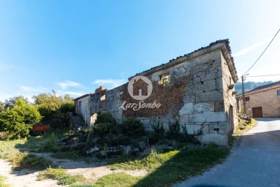 Moradia T1 para Venda em Cerva e Limões