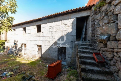 Moradia T1 para Venda em Cerva e Limões