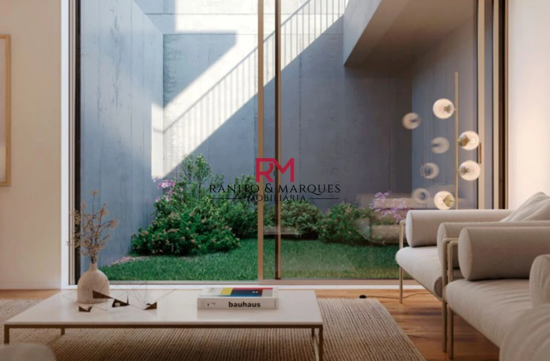 Moradia T3 para Venda em Arcozelo Foto 5