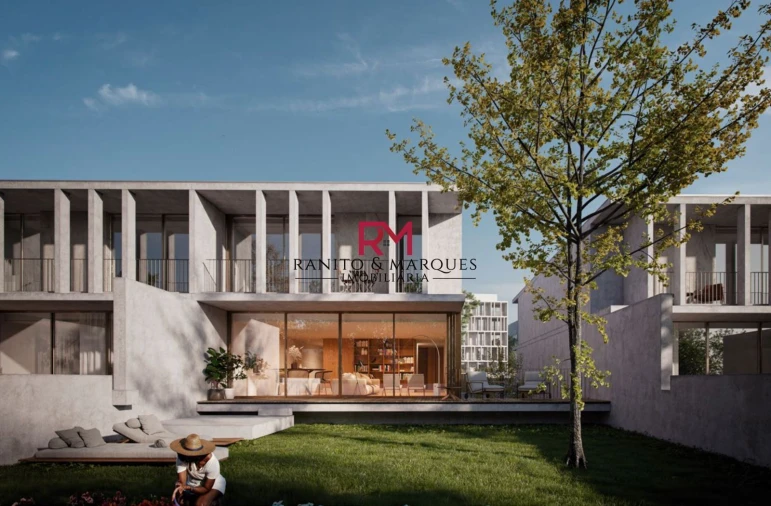 Moradia T3 para Venda em Arcozelo Foto 9