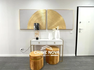 Apartamento T3 para Venda em Quelfes