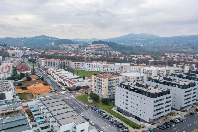 Apartamento T3 para Venda em Real, Dume e Semelhe Foto 28