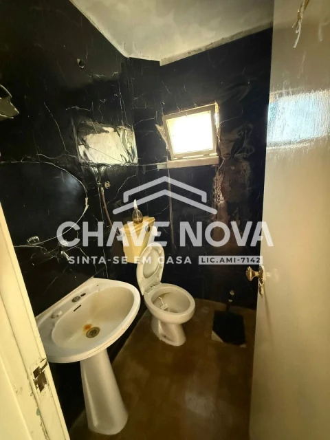 Apartamento T3 para Venda em Laranjeiro e Feijó