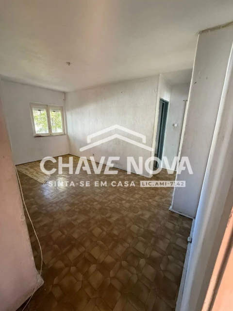 Apartamento T3 para Venda em Laranjeiro e Feijó