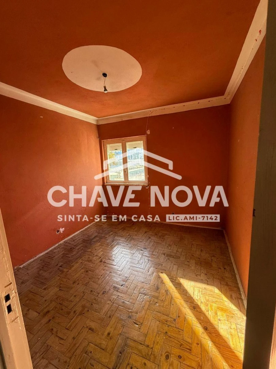 Apartamento T3 para Venda em Laranjeiro e Feijó Foto 7