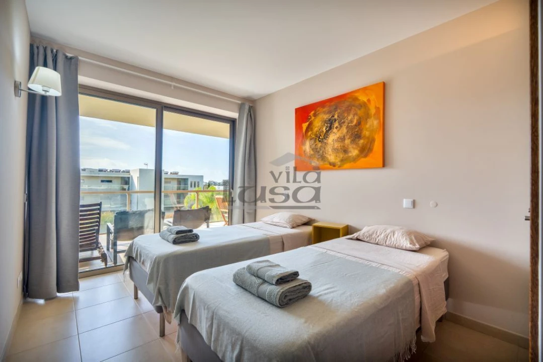 Apartamento T2 para Venda em Portimão Foto 12