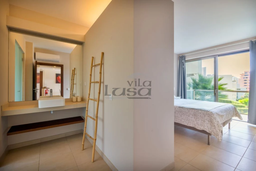 Apartamento T2 para Venda em Portimão Foto 19