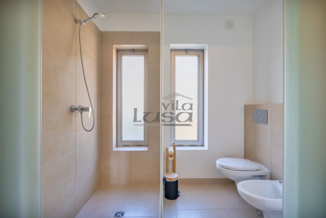 Apartamento T2 para Venda em Portimão Foto 20