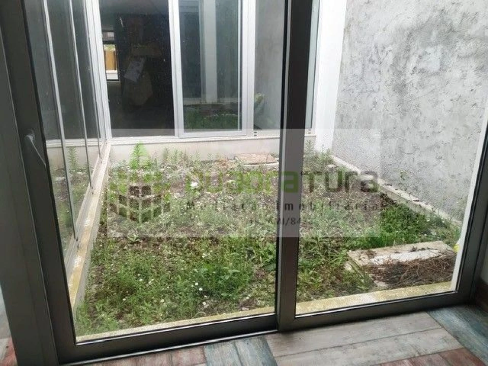 Loja para Venda em Cedofeita, Santo Ildefonso, Sé, Miragaia, São Nicolau e Vitória Foto 12