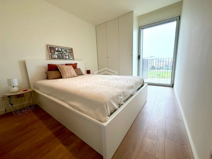 Apartamento T1 para Arrendamento em Paranhos Foto 13