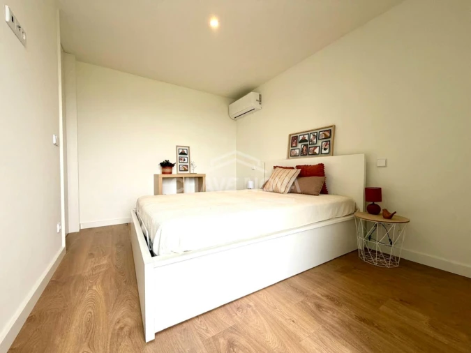 Apartamento T1 para Arrendamento em Paranhos Foto 14