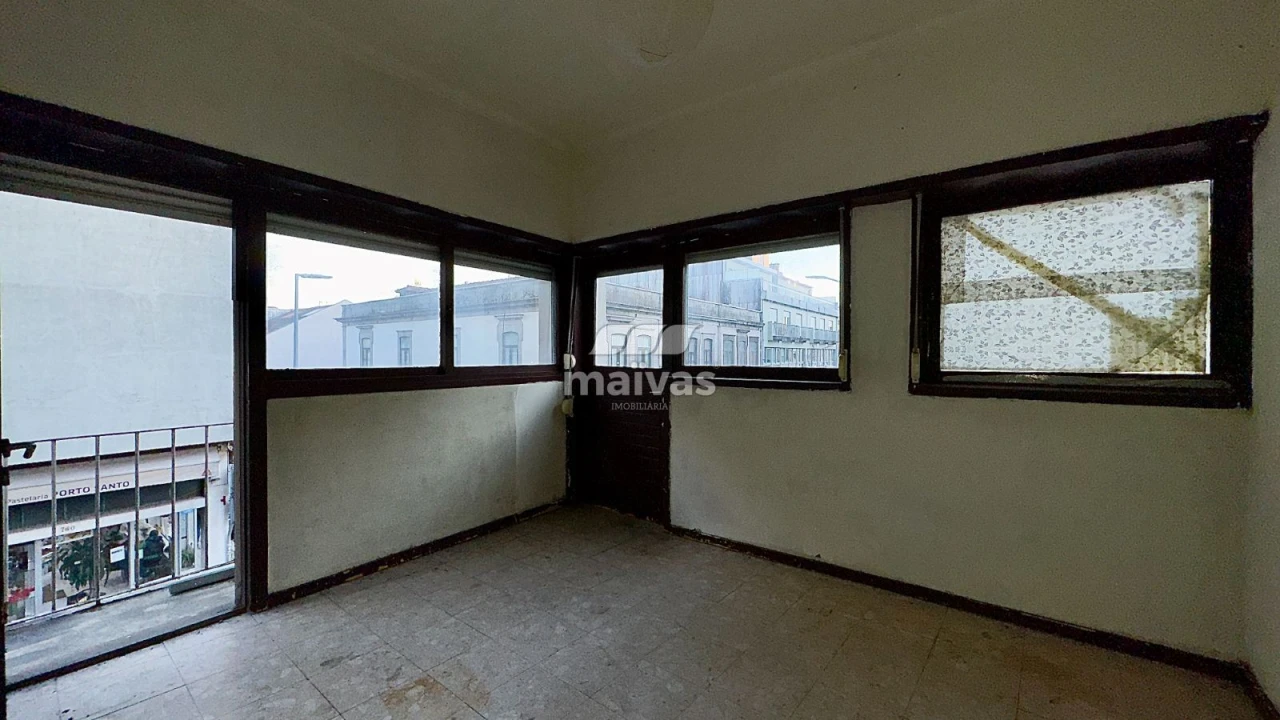 Prédio para Venda em Bonfim Foto 17